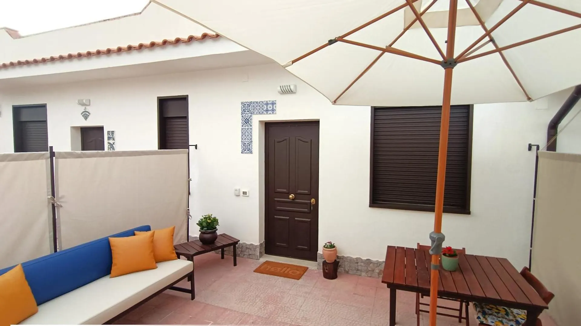 Domus Amelio - Country Rooms Cinisi 0*,  Italien